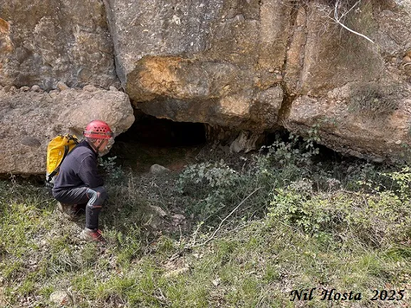 Cova del Pas de l'escalell