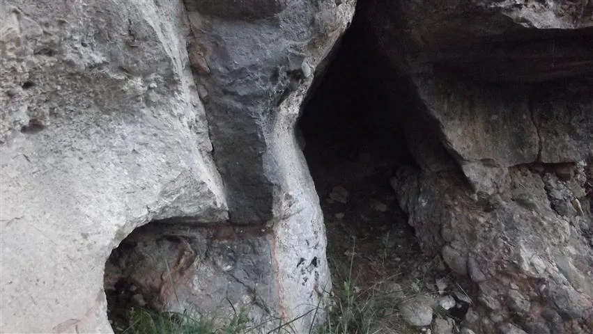 Cova de l'Agulla del Cellerot