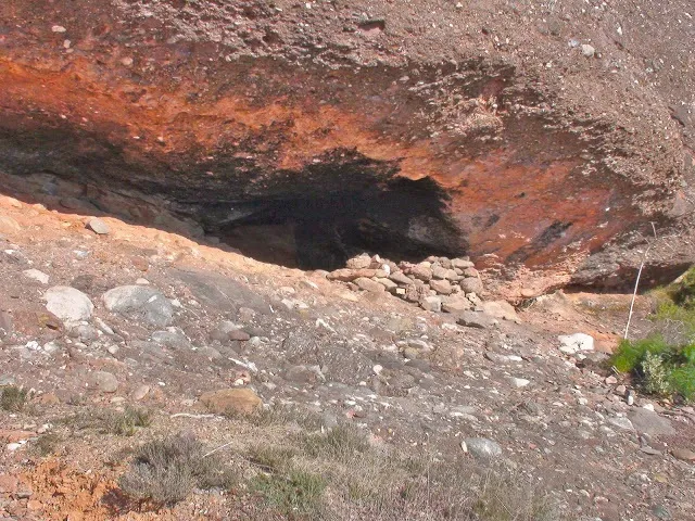 Cova de la Dona Morta