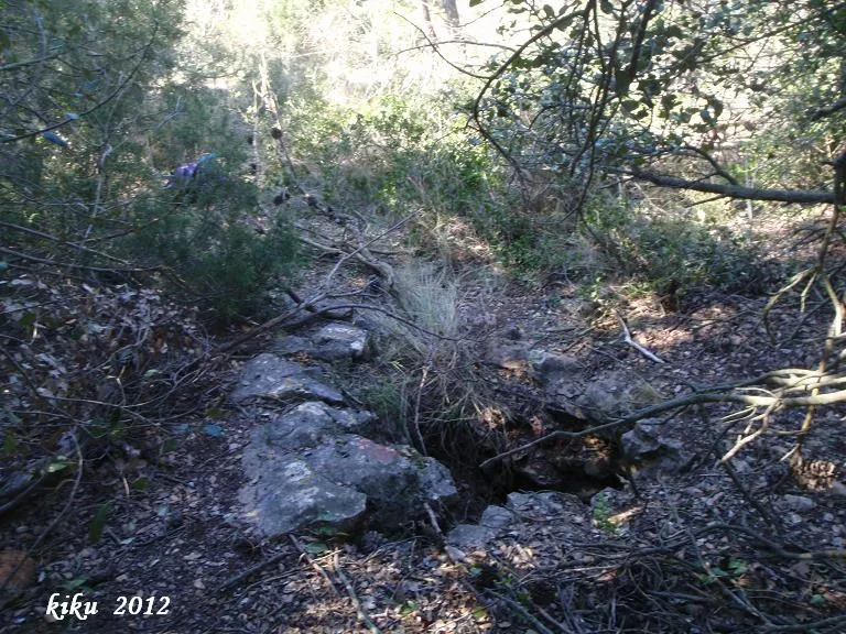 Avenc de les Runes