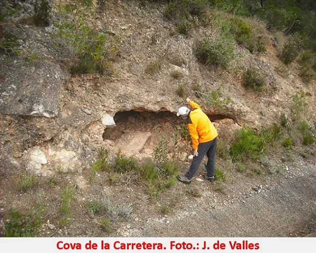 Cova de la Carretera