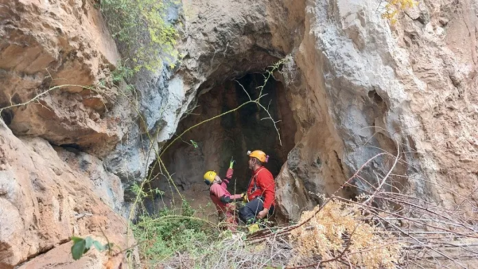 Foto Cova Penjada del Grau d'ingla