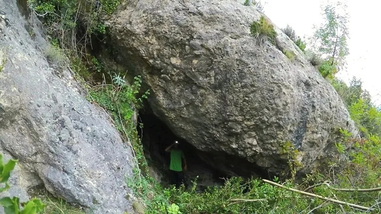 Cova Petita de l'Hostal del Guiu