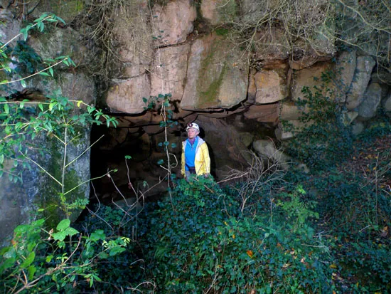 Cova de les Feixes