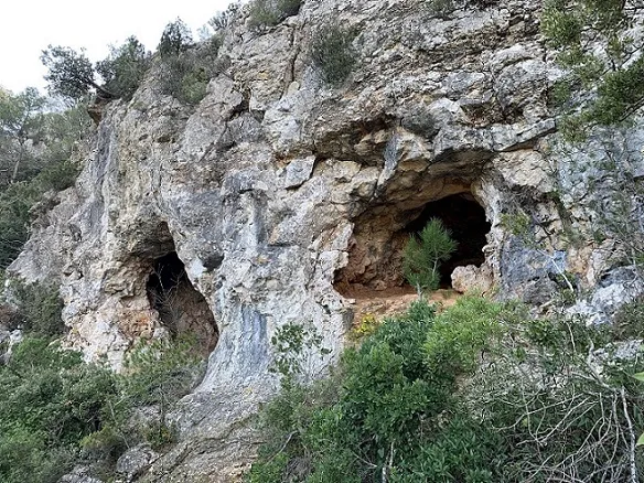 Cova de les Dues Boques