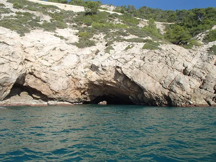 Cova del Pebre