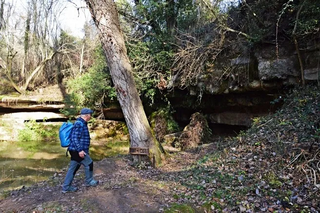 Balma de la Font del Clotet