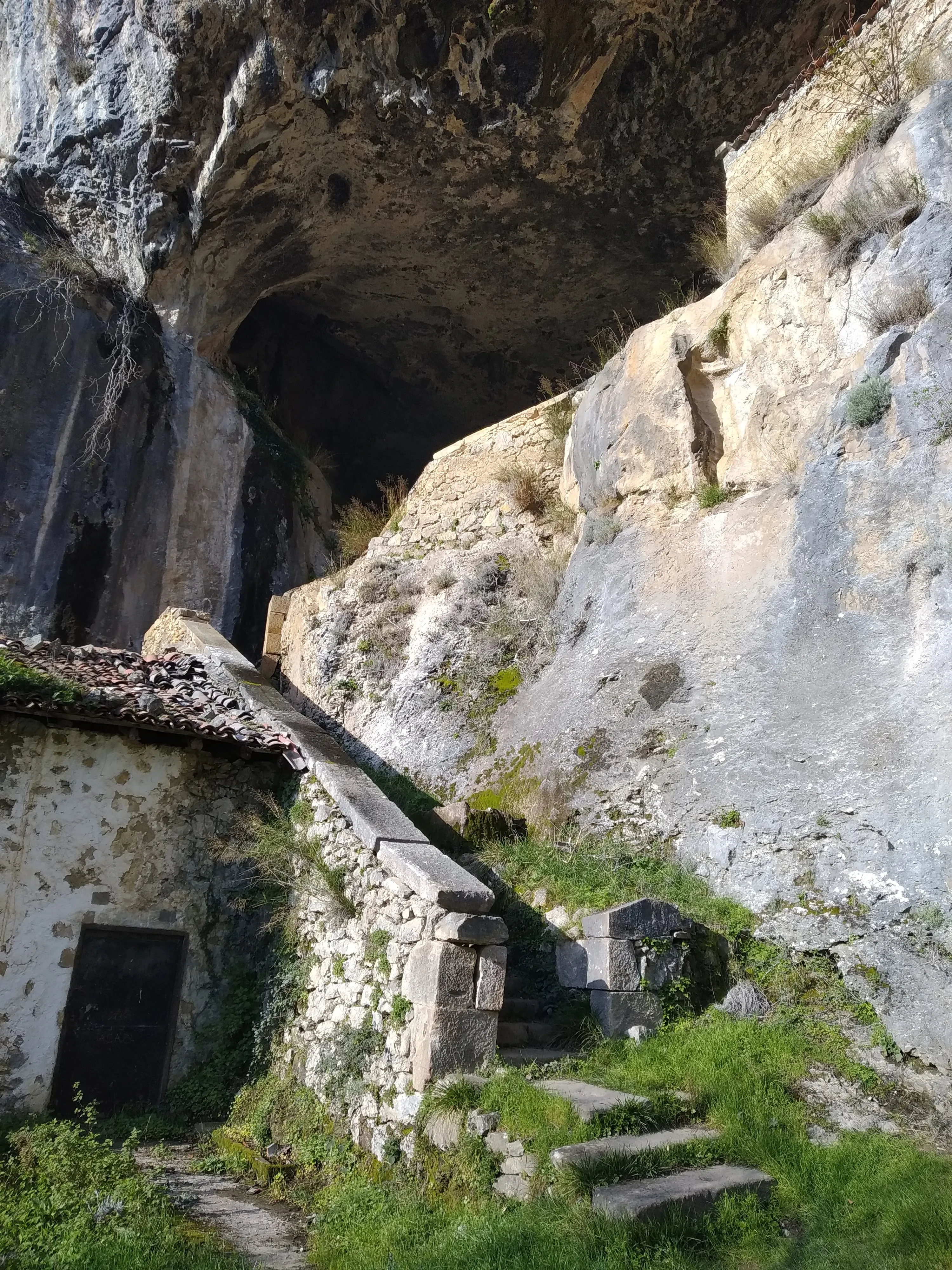 Cueva de San Elias