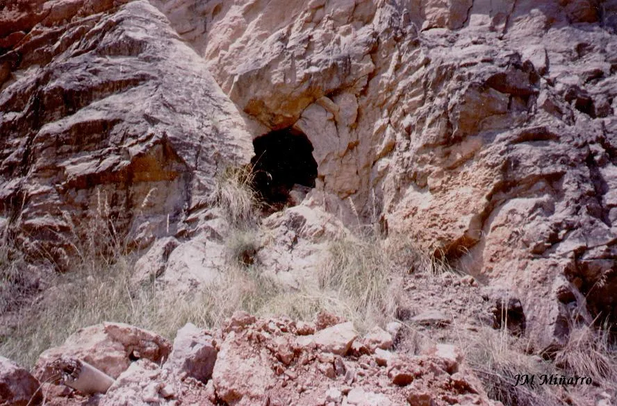 Cova de Can Aymerich