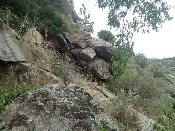 Cau de les Guilles