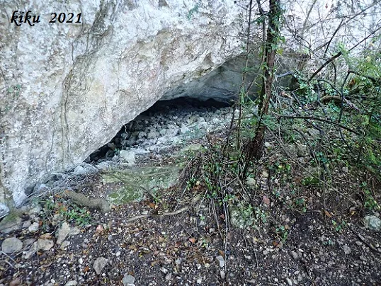 Cova del Cingle de Puigxiquet