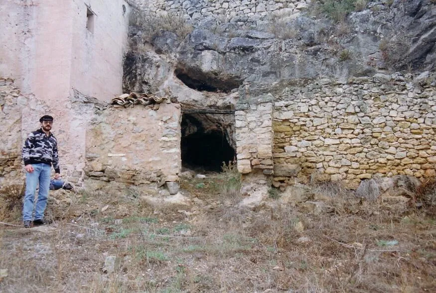 Cova de les Avellanes