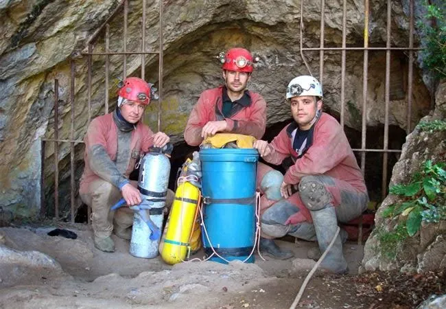 Cova de la Fou de Bor