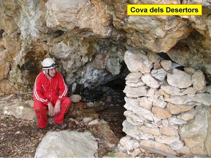 Coves dels Desertors