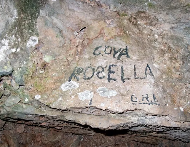 Cova de la Rosella