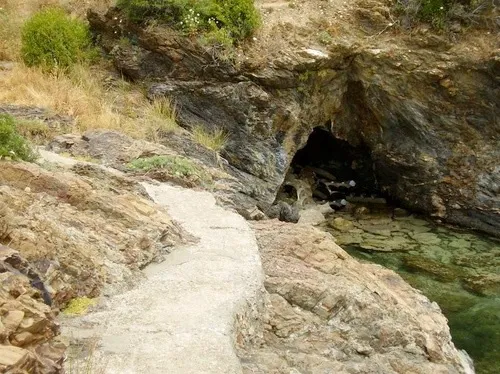 Cova de les Rates