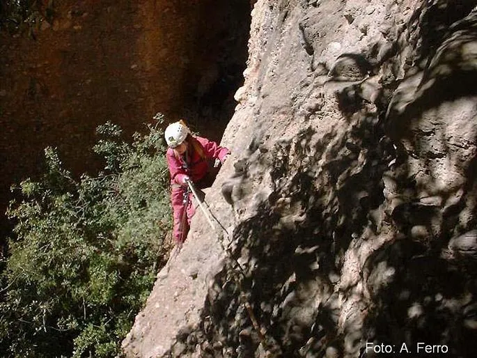 Cova de la Canal del Boc