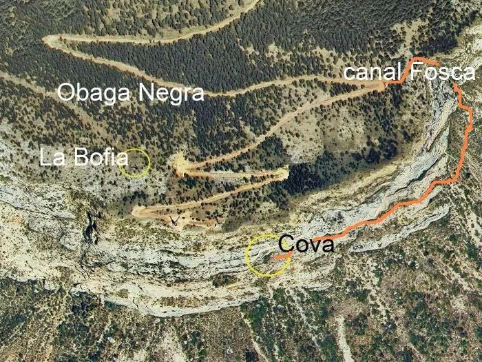 Forat Negre de la Roca de Set Comelles