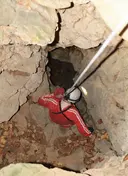 Forat de la Font del Bac dels Rabadans - Miniatura 4, Albanyà