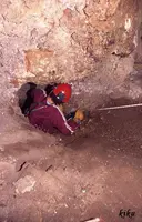 Avenc dels Esquirols - Miniatura 4, Vallirana